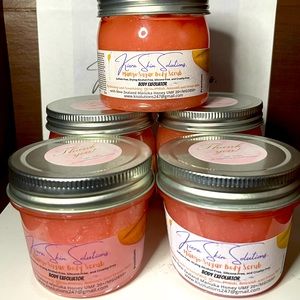 Manuka honey mango sugar scrub